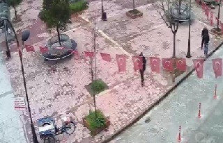 Sakarya Erenler Yunus Emre Meydanı Canlı Kamera İzle