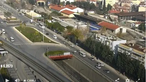 Denizli Üçgen Meydanı Canlı Mobese İzle