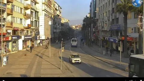 Denizli 15 Temmuz Delikliçınar Şehitler Meydanı Canlı Mobese İzle