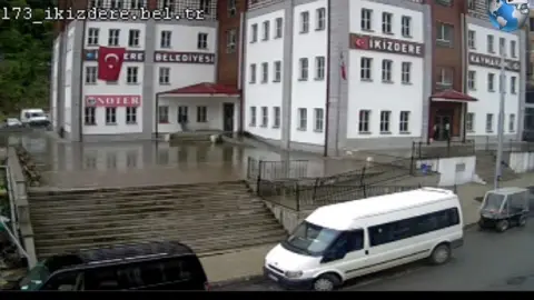Rize İkizdere Kaymakamlık Önü Canlı Mobese İzle