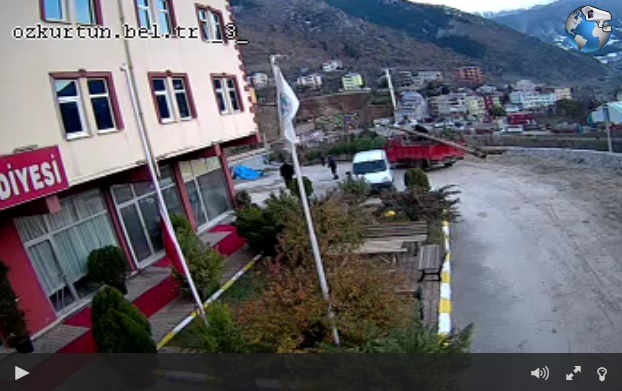 Özkürtün Belediyesi Önü Canlı İzle