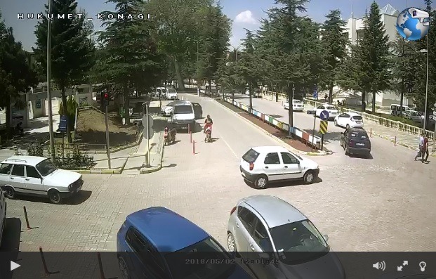 Yalvaç Hükümet Konağı Önü Canlı Mobese İzle