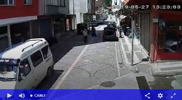 Trabzon Hayrat İlçe Merkez Cadde Canlı İze