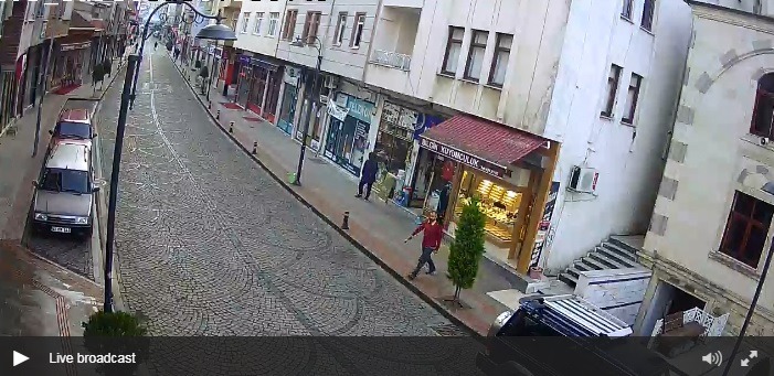 Çarşıbaşı Merkez Canlı Mobese İzle