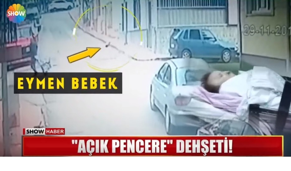 Pencereye Çıkan Çocuğu Son Anda Kurtardı