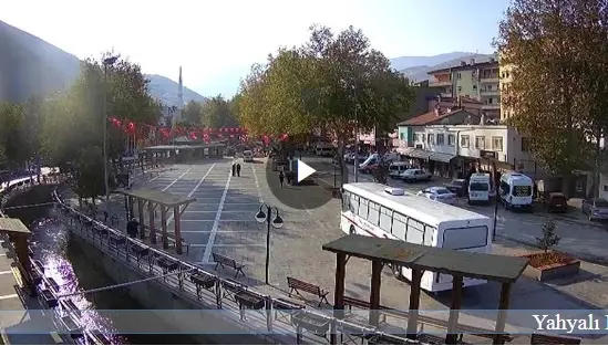 Kayseri Yahyalı 15 Temmuz Cumhuriyet Meydanı Canlı