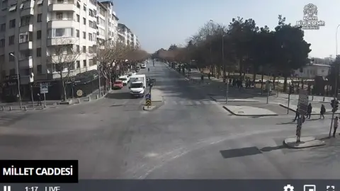 Konya Millet Caddesi Canlı Mobese İzle
