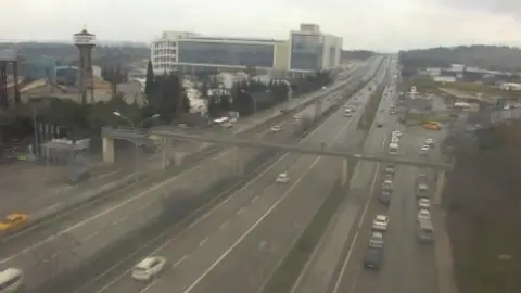 İstanbul D100 Bağramoğlu Canlı
