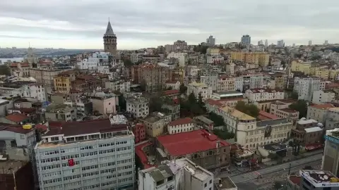 İstanbul Galata Kulesi Havadan Kamera Görüntüleri İzle