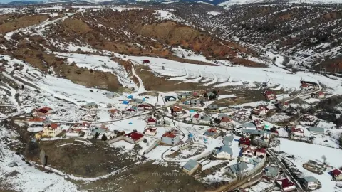 Sivas Şarkışla Sarıtekke Köyü Havadan Kamera Görüntüleri İzle